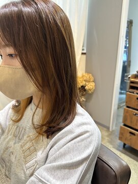 ワ ヘアー(wa-hair) 春夏イヤリングカラー×ミルクティーアッシュ髪質改善斜めバンク