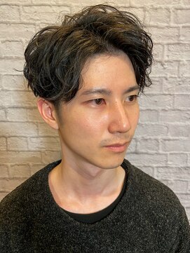 グレイスフルバーバー 赤坂見附店 センターパート風アップバングスタイル