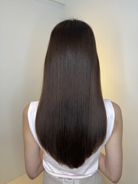 ジーナ 銀座中央通り(Zina) ローレイヤー×髪質改善ストレート