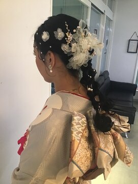 ヘアサロン ユニティ(Hair Salon Unity) 編み下ろしツイン