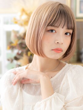 カバーヘア ブリス 川口(COVER HAIR bliss) 金髪ハイトーンカラー韓国風切りっぱなしボブh3川口10代20代30代
