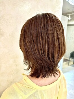 ベノワ(BENOIT)の写真/イルミナカラーで白髪をカバーし透明感のあるツヤ髪に。こだわりの厳選薬剤で髪にも頭皮にも優しいケアを。
