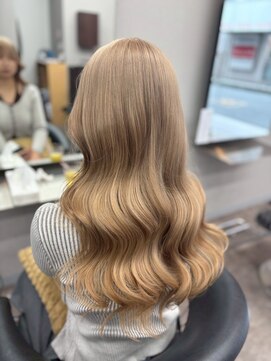 エミーバイモアムー(Emmie byMoremuu) 【アイリ】ミルクティー