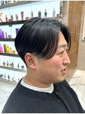 毛流れセンターパート刈り上げハンサムショートカット原宿