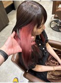 ピンクのイヤリングカラー