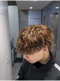 ブラウン×ツイストスパイラルパーマ