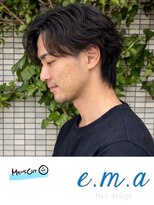 エマヘアデザイン(e.m.a Hair design) センターパート