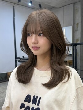ウェイズ トウキョウ(Ways TOKYO) ダブルカラーでイメチェンまろやかベージュとローレイヤーカット