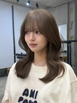 ウェイズ トウキョウ(Ways TOKYO) ダブルカラーでイメチェンまろやかベージュとローレイヤーカット