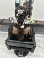 ロズクリア(Roz clear) 2束の編みおろしヘアセット