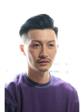 ツーエイチ 新宿(2H) 新宿/サイドグラデーション/スキンフェード/黒髪