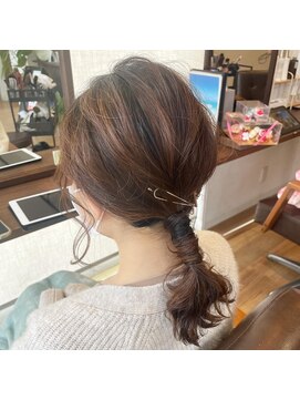 ヘアーデザイン シーベル(HAIR DESIGN SEA BELLE) ローポニー