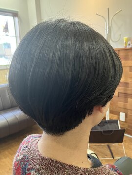 フリー(Free) 爽やかツーブロック刈上げmix丸みマッシュショート