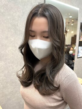 リベストバイジェービー 稲毛(li best. byjb) グレーベージュ/レイヤーロング/アッシュカラー/黒髪【稲毛】