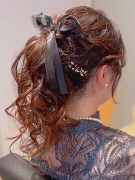 フォーエス(4S) ふわふわポニーテール～結婚式お呼ばれヘアアレンジ～