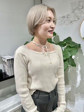 クリアーオブヘアー 栄南店(CLEAR of hair) ハイトーンボブ | イシイ