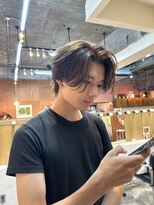 チャプター 問屋町(chapter)&nbsp;センターパートニュアンスパーマオリーブベージュローライト眉毛