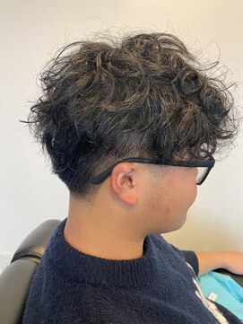 理容 おとべ ラフ動感ツイストニュアンスパーマ