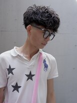 ピア ヤクイン(Pia Yakuin) フリンジカット/フリンジパーマ