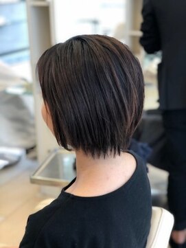 ミーティア バイ クアトロ(Meteor By QUATRO) 【QUATRO戸塚立場】ストレートミディ　安田和正