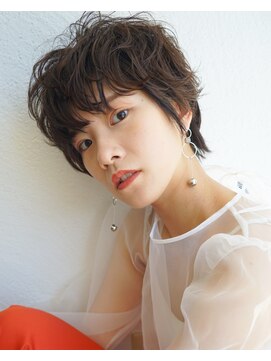 メゾンe.m.a(MAISON e.m.a) ユニセックスくせ毛風パーマ