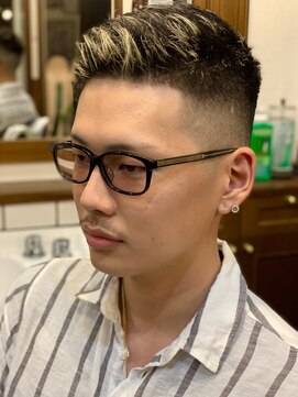 ビアードバーバーショップ(BEARDBARBERSHOP) スキンフェード×メッシュ