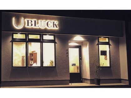 ブラック(BLUCK)の写真