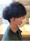 ツイストスパイラルパーママッシュメンズパーマ波巻きパーマ