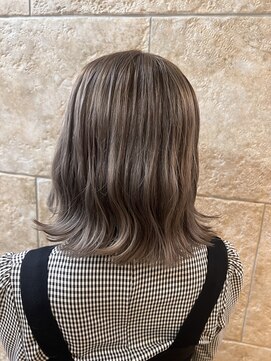 シャンティ 琴似店(Shanti) ミルクティーベージュ