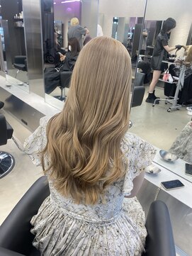 ペレ 栄店(PELE) 斜めバング/グレージュカラー/デザインカラー/栄/名駅