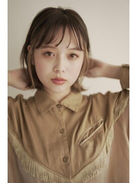 ムク 甲府(muku.) ミディアムヘア/斜めバング/グレージュカラー/甲府駅