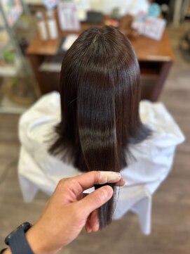 コジック ヘアアンドアイ(Cogic hair & eye) 20代30代40代大人可愛いナチュラルブラウンサラ艶ストレート