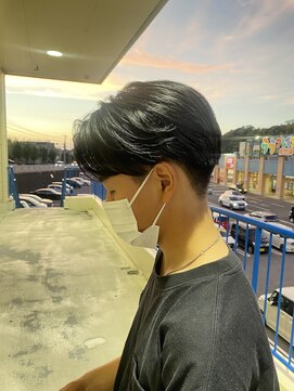 シャンプーボーイ ヒノ(SHAMPOO BOY Hino) 毛流れセンターパート