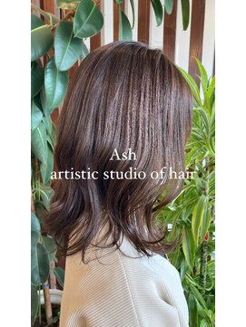 アッシュ アーティスティック スタジオ オブ ヘア(Ash artistic studio of hair) オリーブブラウン