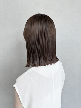 ルアナ(Luana) グロスラインボブ