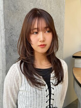 ミリ(mm) 透明感たっぷり♪レイヤー×マロンベージュ/ブリーチ無し20代