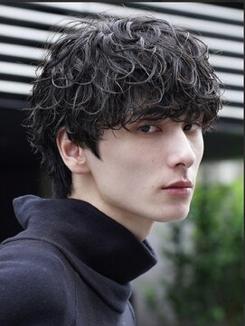 フィフス 天神大名(fifth) 天神大名シャドウパーマメンズパーマセンターパートウルフ30代