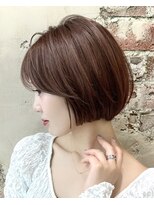 アフロート ルヴア(AFLOAT RUVUA) 【岩田莉奈】ナチュラルレイヤーショートでひし形シルエット新宿