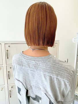 カシータヘアー(Casita hair) 切りっぱなしボブ/ブリーチなしダブルカラー/ライトブラウン