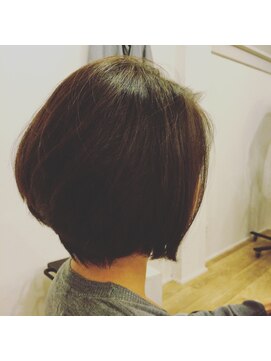 カタチヘアー(HAIR) カタチおとな。。。かわいい。。。ボブのカタチ。。。