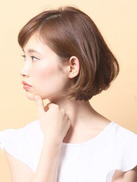 アンダートゥリー(_TREE) 大人のショート「ディヴィナ×キュート」【表参道】