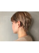 シーン バイ ラッド(SCENE by RAD)&nbsp;SCENE by RAD シースルーベージュ・ショート　担当 富田