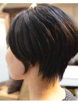ポタム 東中野(potamu) ショートボブ