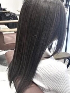 クアトログランシュ ひたちなか店(QUATRO×GranCieux) ダークグレージュ