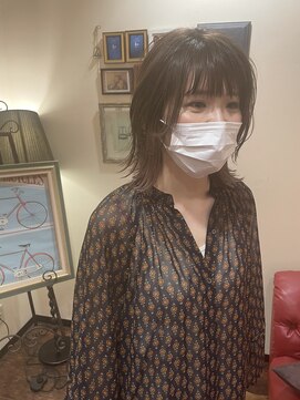 ヘアアンドスペース ベロン(hair&space velon) ウルフレイヤーミディ