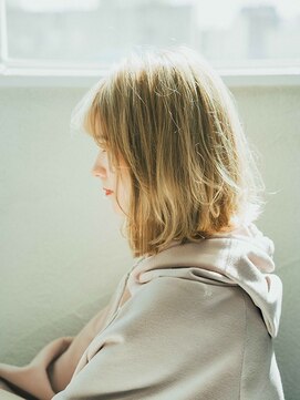 カラーサロンビスカリア 相模原エリア 淵野辺駅店(Color salon Biscaria) ハイトーンミディ