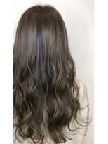 ホワイトプラス(white+)&nbsp;ナチュラル×デザインカラー(ハイライト)×スパイラル巻き☆