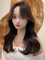 ユニ 表参道(uni)&nbsp;大人気の韓国風くびれレイヤーカット/ヨシンモリ/エギョモリ