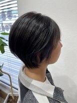 リアンヘアー フラット(Lien hair flat) アッシュグレー/インナーカラーショートボブ