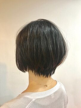 リゾーム 新小岩店(Rhizome) 大人かわいいショートボブ